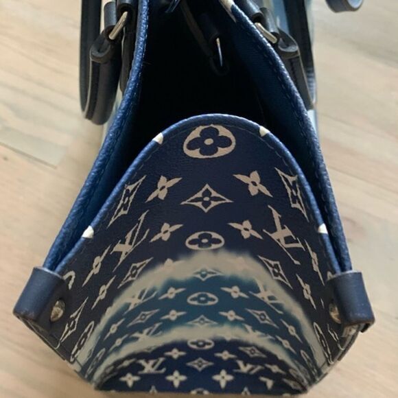 Louis Vuitton OnTheGo Tote Escale Monogram GM Tote, New, Limited Edition - Picture 7 of 10